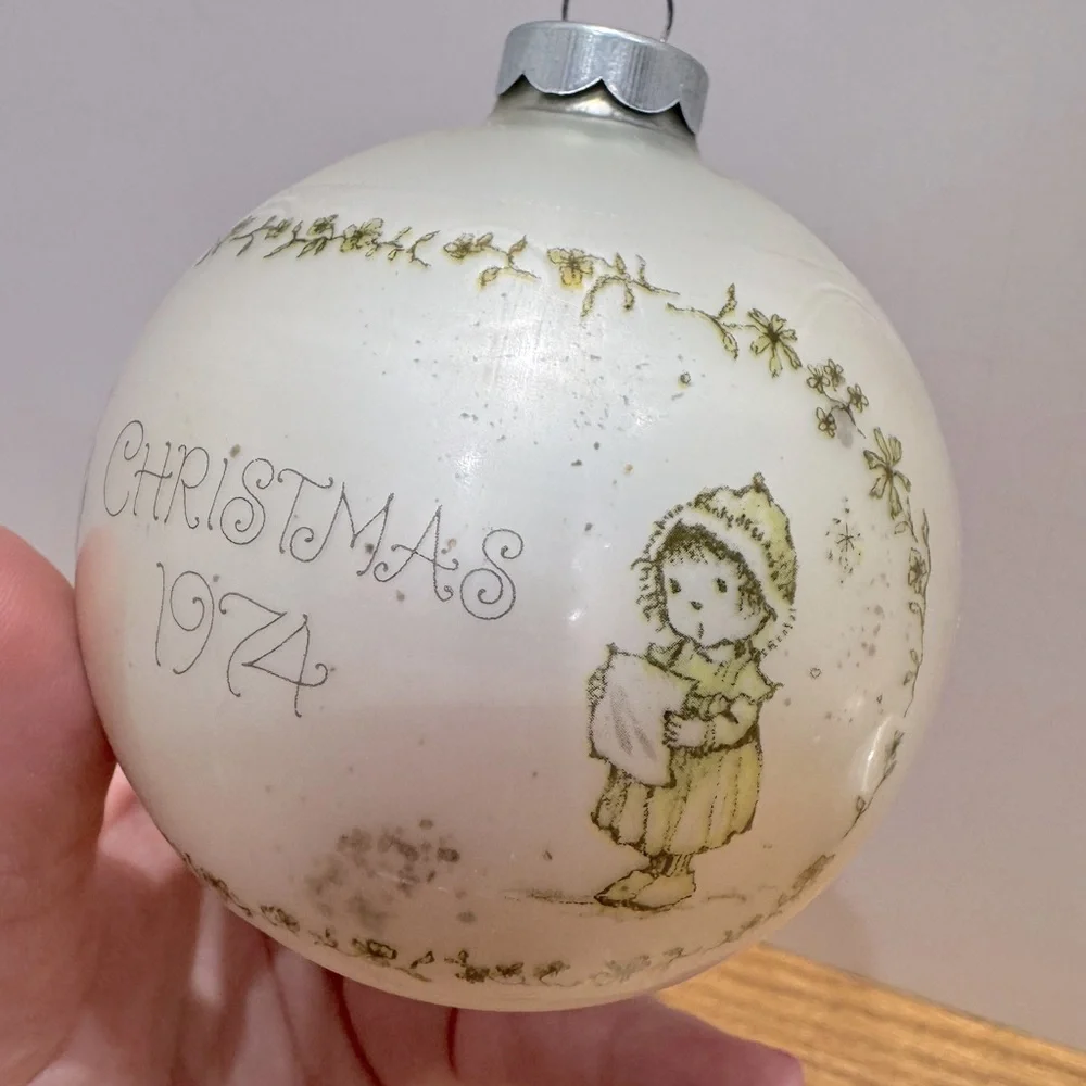 Vintage hallmark Ornament bulbs dated 1974, 1975, 1976